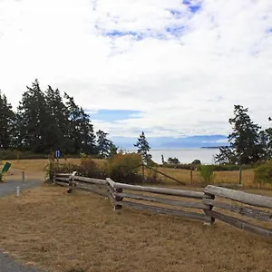  Apartment Next To Olympic View Golf Course 2 Bedroom Private Canada